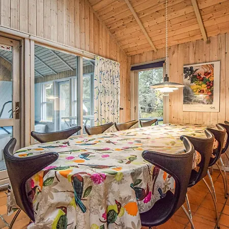 Gorgeous Home In Blavand With Sauna * Блаванн