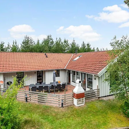Gorgeous Home In Blavand With Sauna Дом отдыха Блаванн